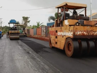 Prefeita homologa R$ 39,7 mi para asfalto em 10 bairros