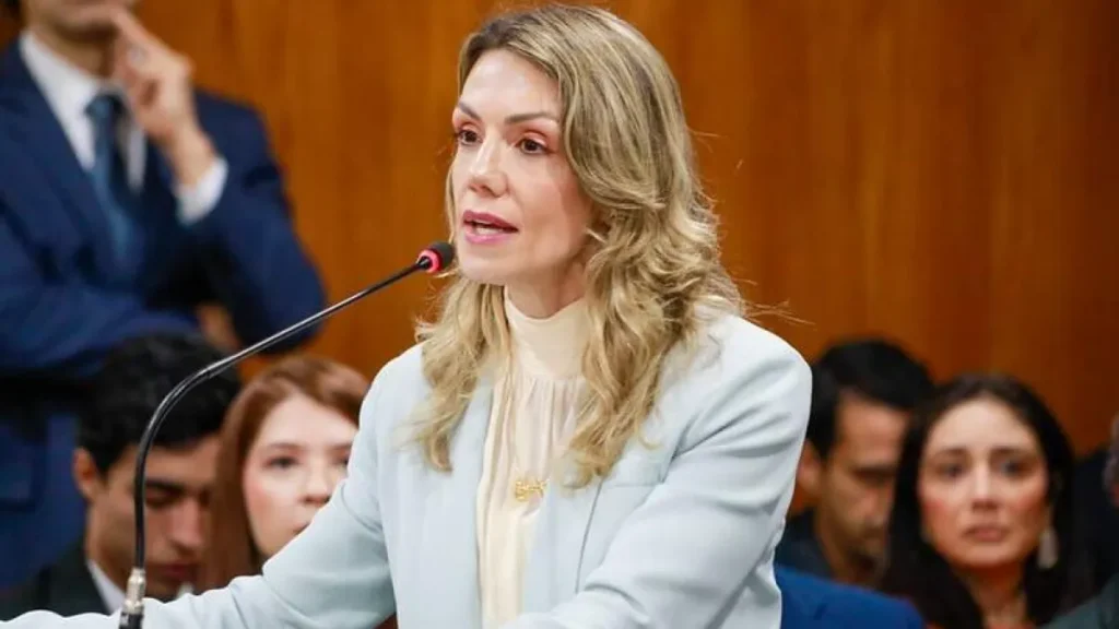 Mulheres dominam 1º grau, mas são minoria no topo do TJMS