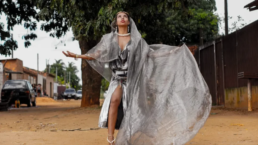 Mel Dias, a Deusa da Favela que dá voz à quebrada