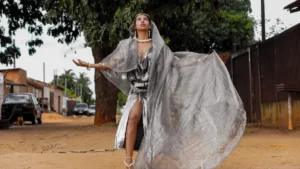 Mel Dias, a Deusa da Favela que dá voz à quebrada