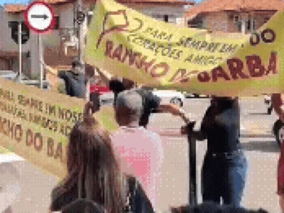 Último adeus a Waldeny tem fogos e viola no Rancho do Barba