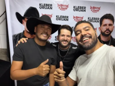 Kleber e Ruan gravam 1º DVD em clima de boteco no Tiradentes