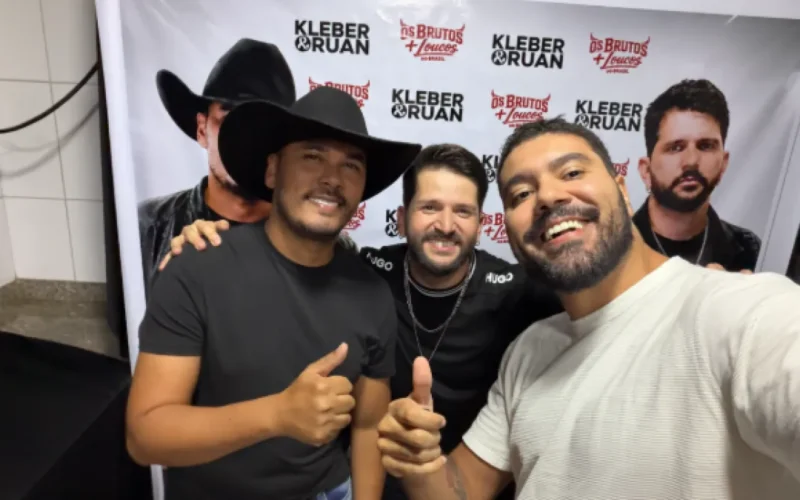 Kleber e Ruan gravam 1º DVD em clima de boteco no Tiradentes