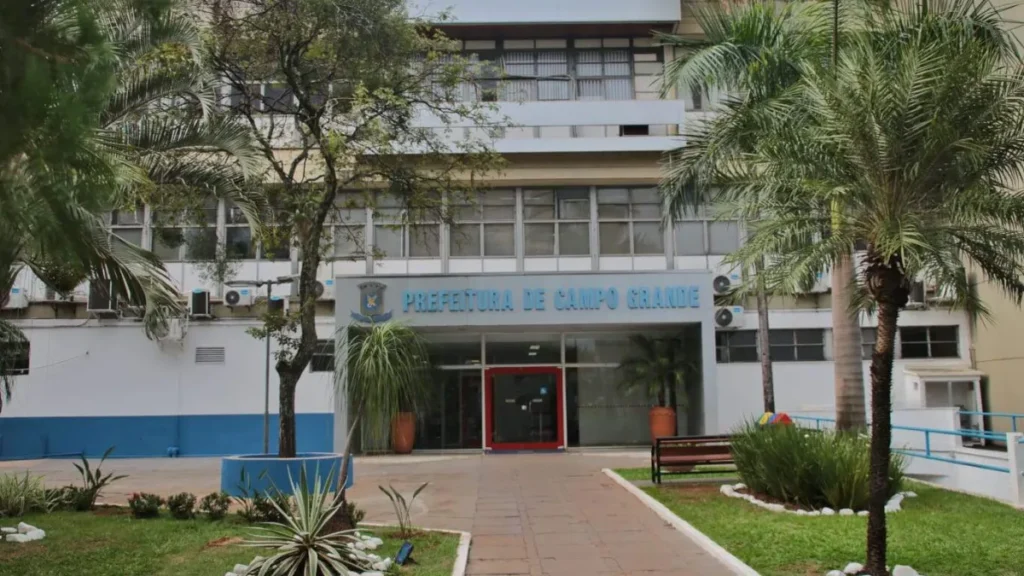 Justiça multa Prefeitura se não promover médicos em 45 dias