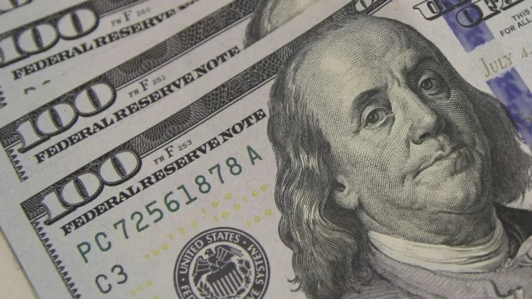 Dólar fecha a R$ 5,13 com tensão entre EUA e Irã