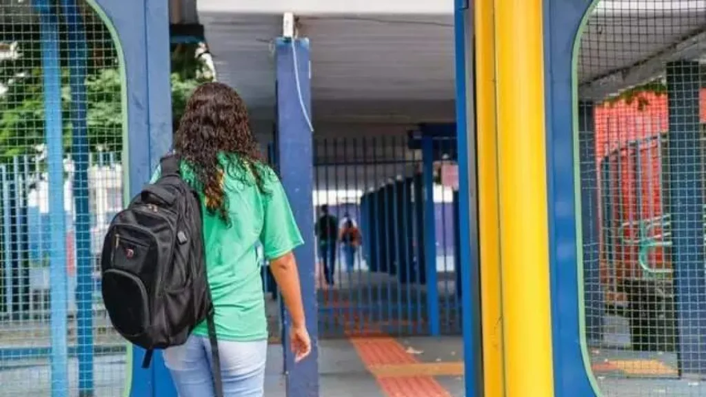 Ideb sobe em 4 cidades de MS, mas notas caem no ensino médio