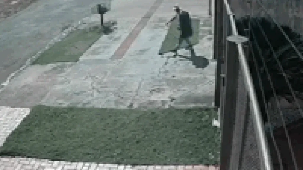 Ladrão invade casa e furta TV na Vila Ipiranga