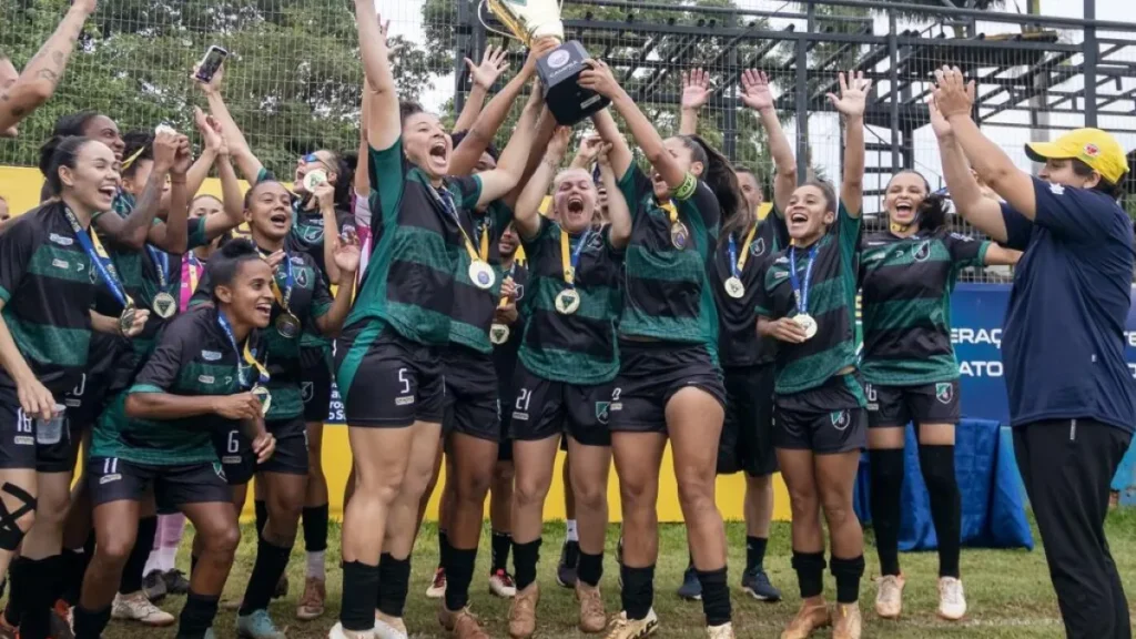 Estadual feminino define grupos e tabela com seis equipes