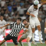 Fluminense empata com Botafogo e Coritiba vence Chapecoense