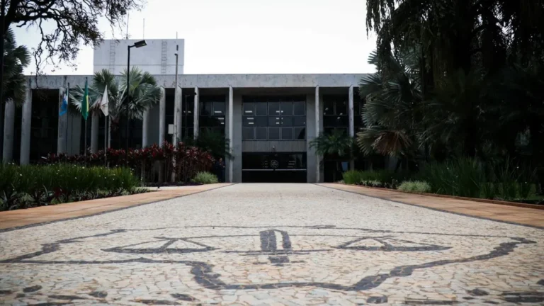 Oficial agredido durante apreensão receberá R$ 10 mil de indenização